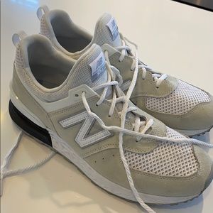 Men’s New Balance 574, size 11.